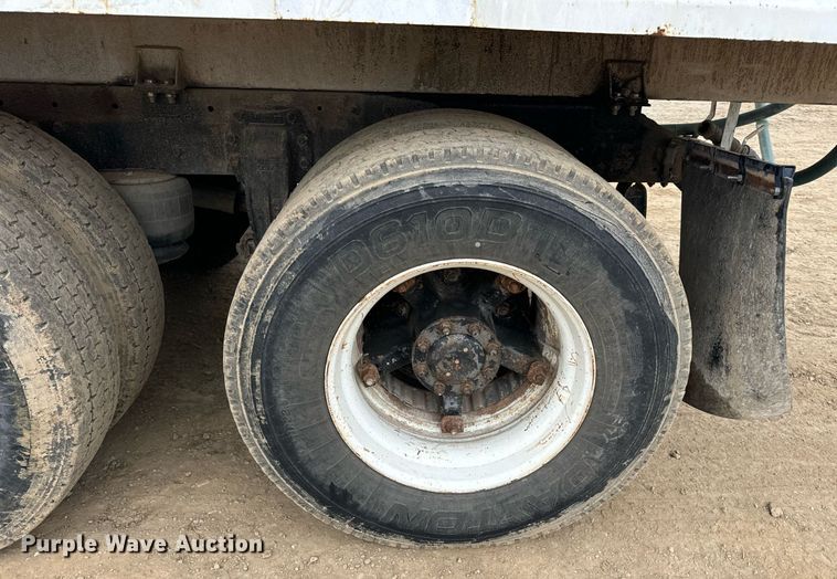 image for item EH7376 1984 GMC General water truck