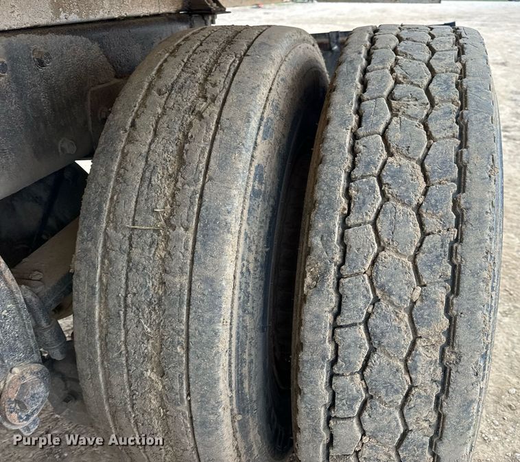 image for item EH7376 1984 GMC General water truck