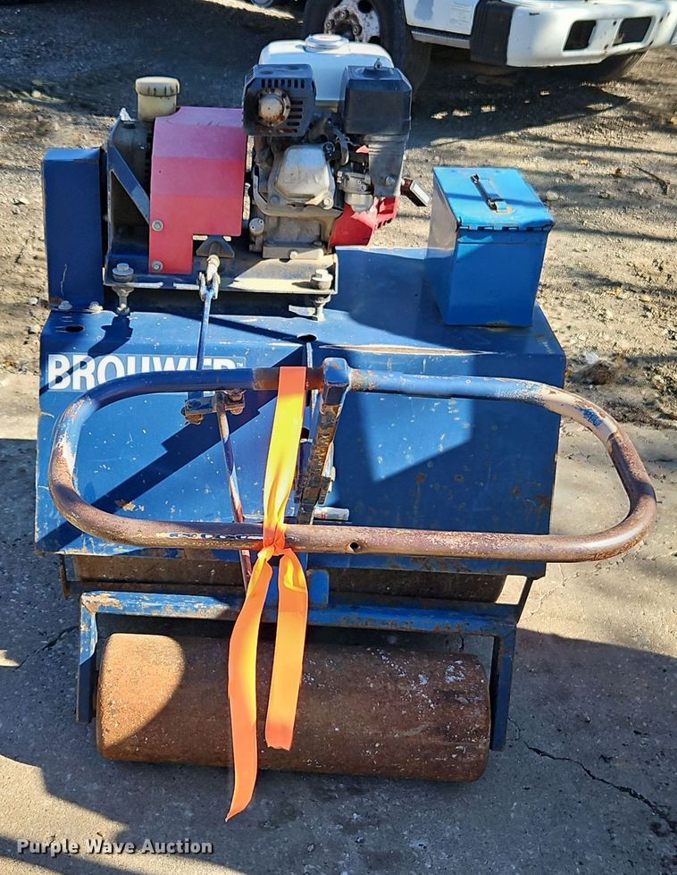 image for item EI8530 Brouwer TR130 trench compactor