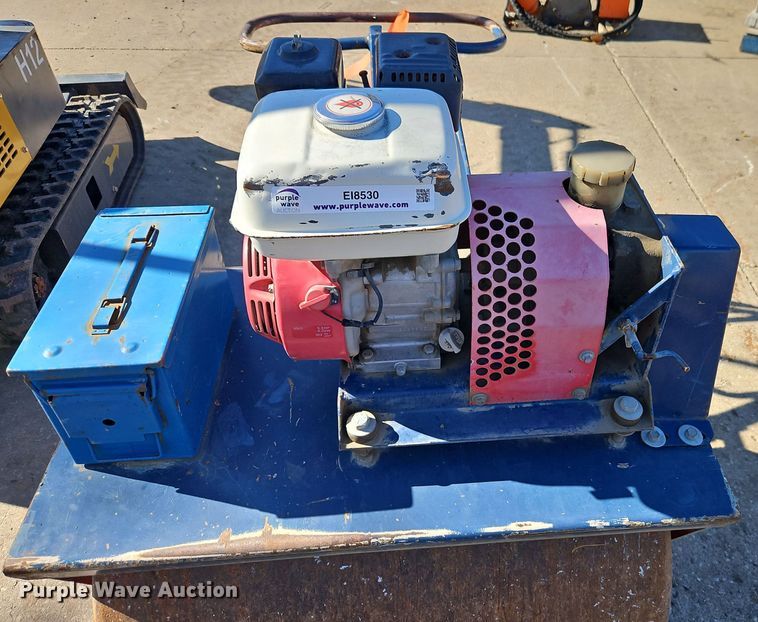 image for item EI8530 Brouwer TR130 trench compactor