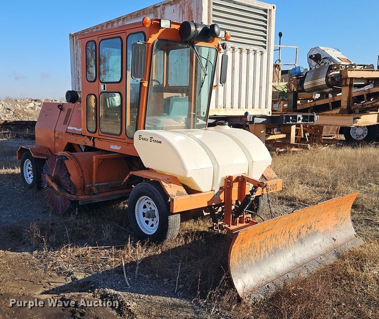 image for item EI8617 Broce RJT350 broom