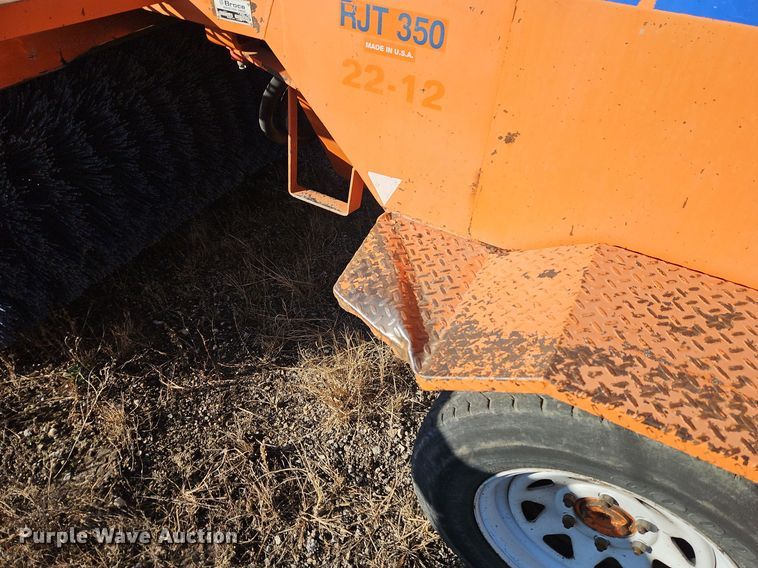 image for item EI8617 Broce RJT350 broom