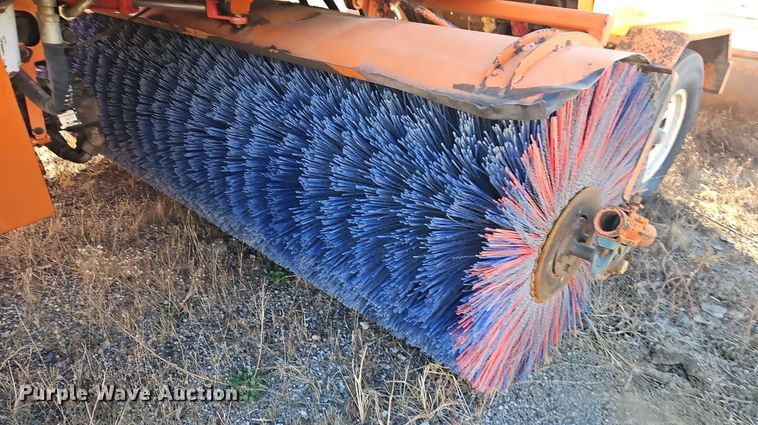 image for item EI8617 Broce RJT350 broom