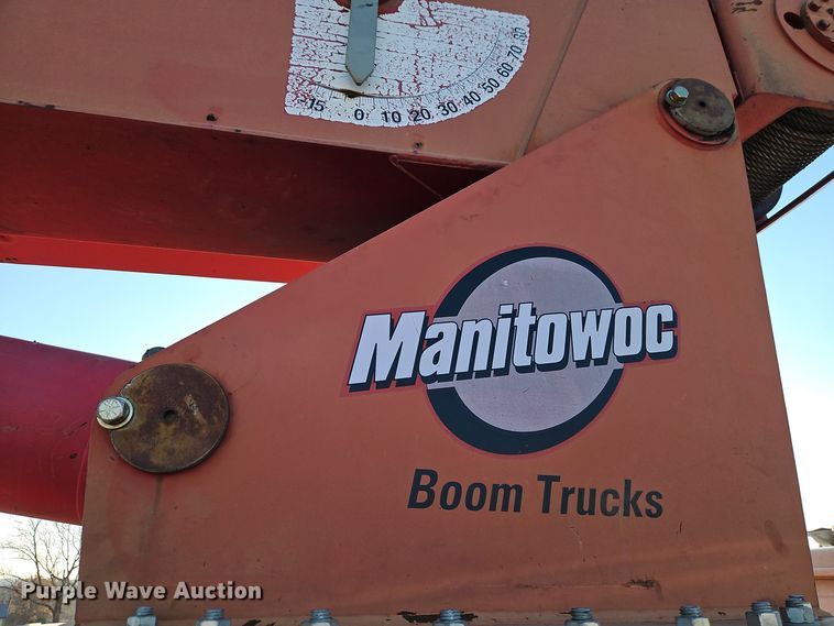 image for item EI8637 2002 Sterling L7500 crane truck