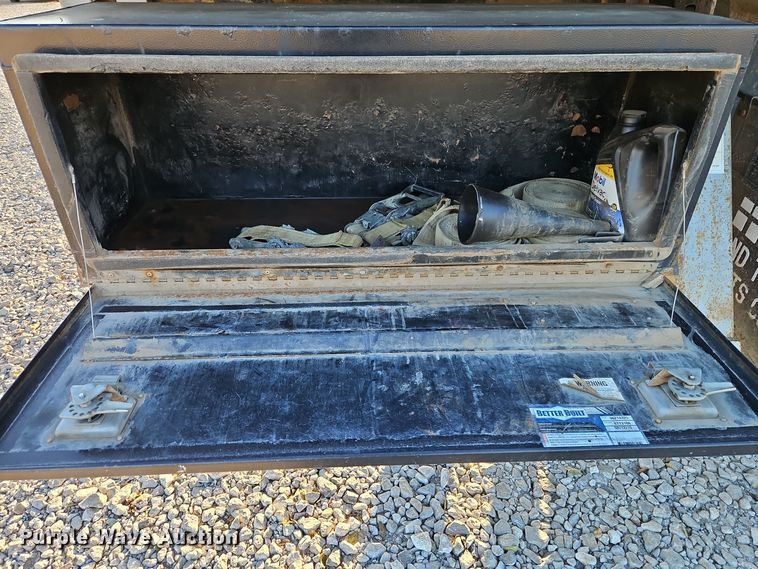 image for item EI8637 2002 Sterling L7500 crane truck