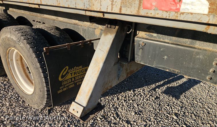 image for item EI8637 2002 Sterling L7500 crane truck