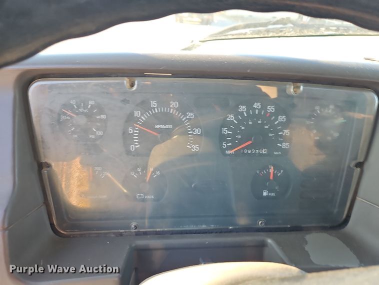 image for item EI8637 2002 Sterling L7500 crane truck