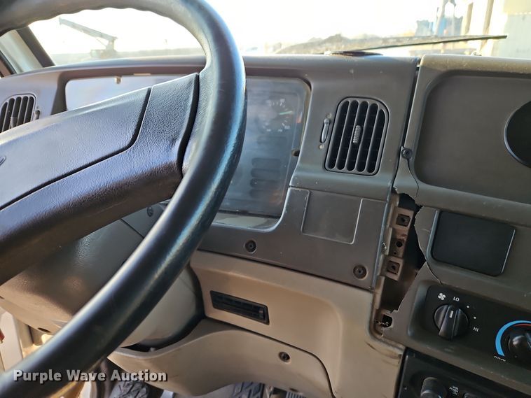 image for item EI8637 2002 Sterling L7500 crane truck