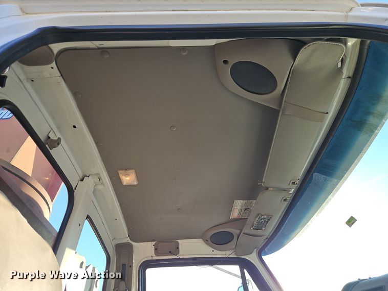 image for item EI8637 2002 Sterling L7500 crane truck