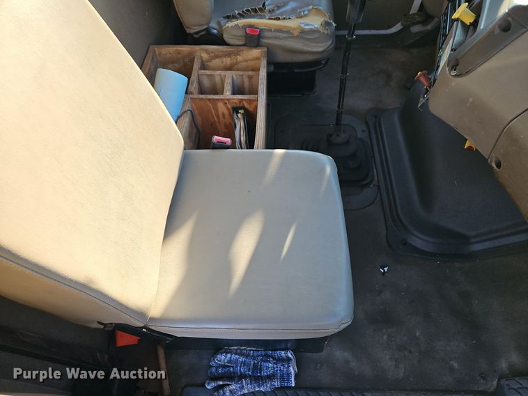 image for item EI8637 2002 Sterling L7500 crane truck