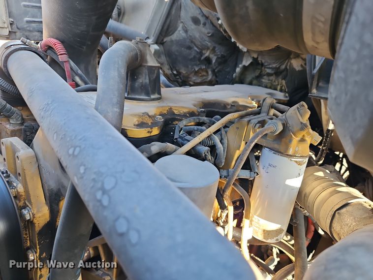 image for item EI8637 2002 Sterling L7500 crane truck