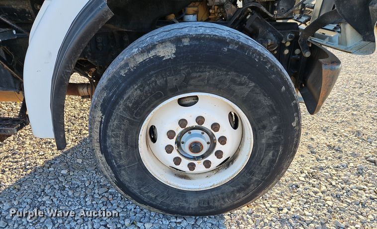 image for item EI8637 2002 Sterling L7500 crane truck