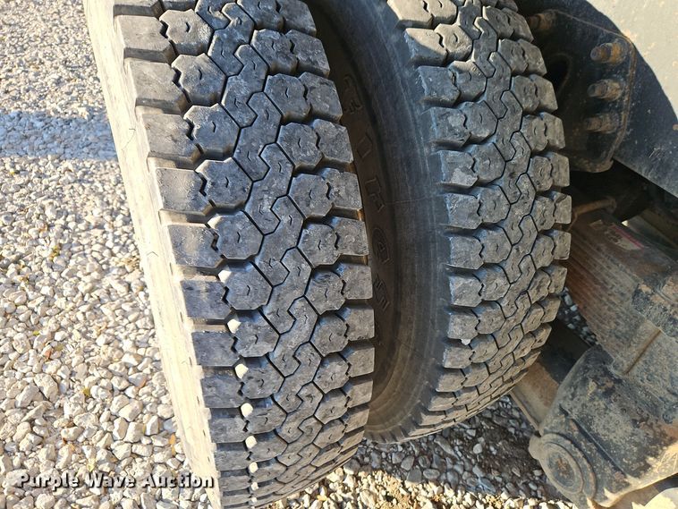 image for item EI8637 2002 Sterling L7500 crane truck