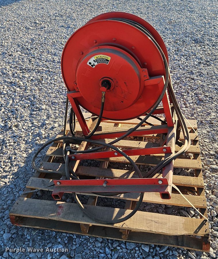 image for item EI8637 2002 Sterling L7500 crane truck