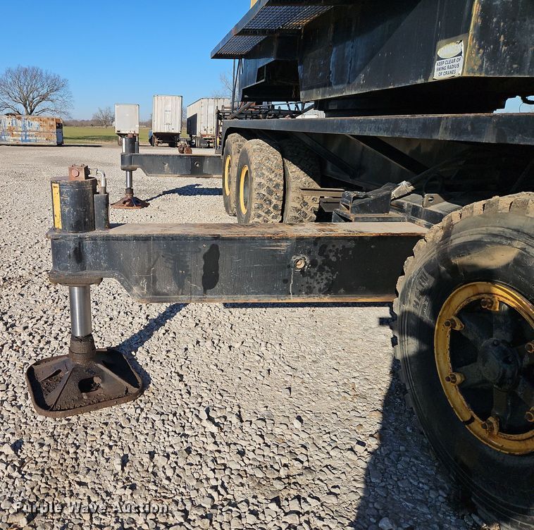 image for item EI8638 Lima 700-TC crane