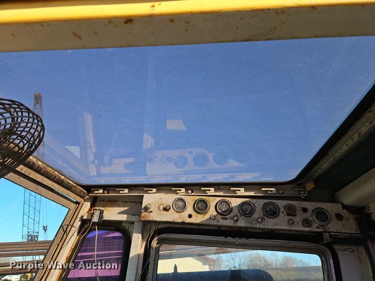 image for item EI8638 Lima 700-TC crane