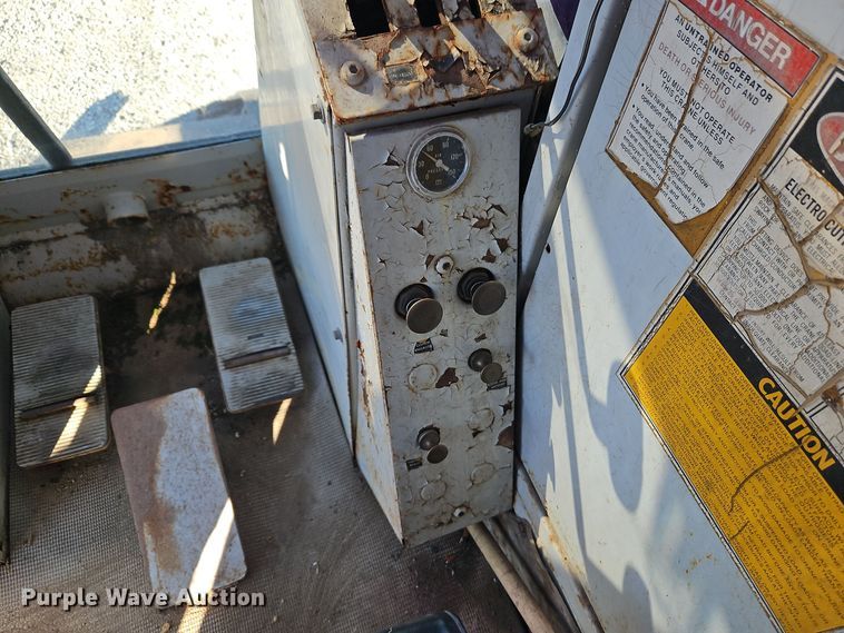 image for item EI8638 Lima 700-TC crane