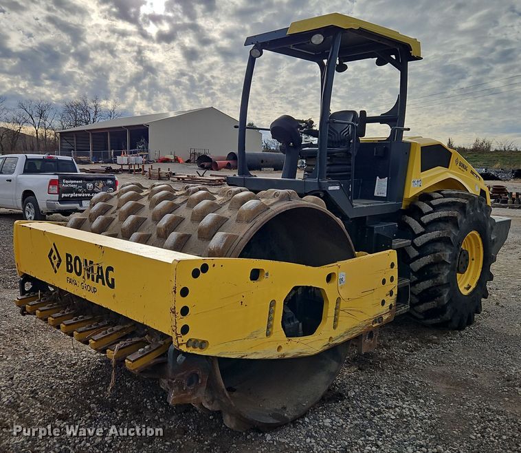 image for item EI8693 2018 Bomag BW213-DH5 single drum vibratory roller