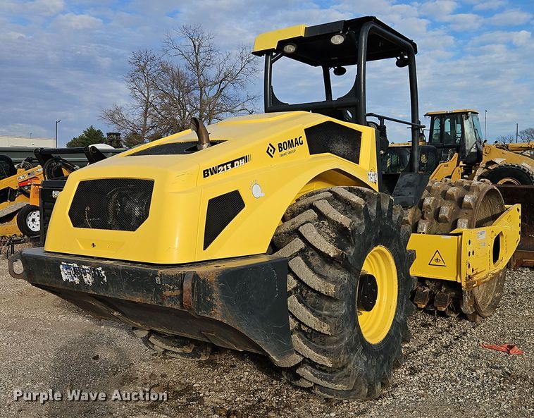 image for item EI8693 2018 Bomag BW213-DH5 single drum vibratory roller