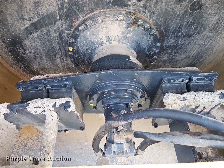 image for item EI8693 2018 Bomag BW213-DH5 single drum vibratory roller