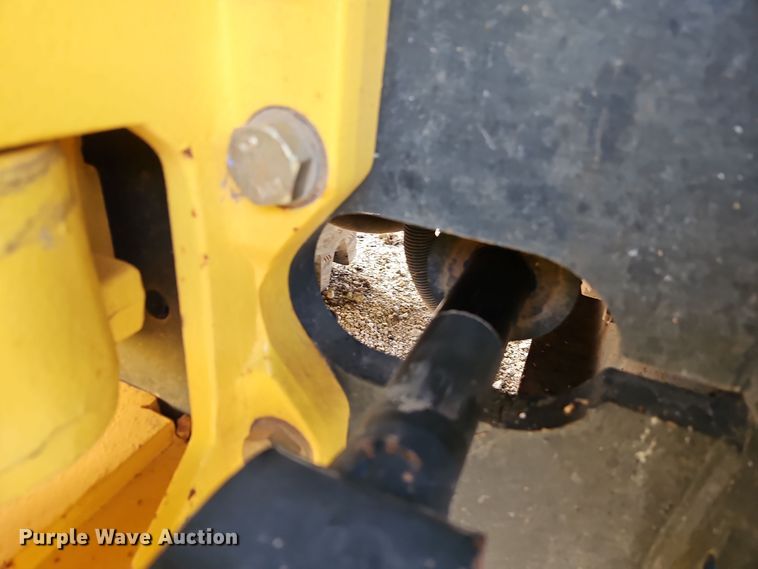 image for item EI8693 2018 Bomag BW213-DH5 single drum vibratory roller
