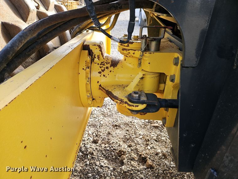 image for item EI8693 2018 Bomag BW213-DH5 single drum vibratory roller