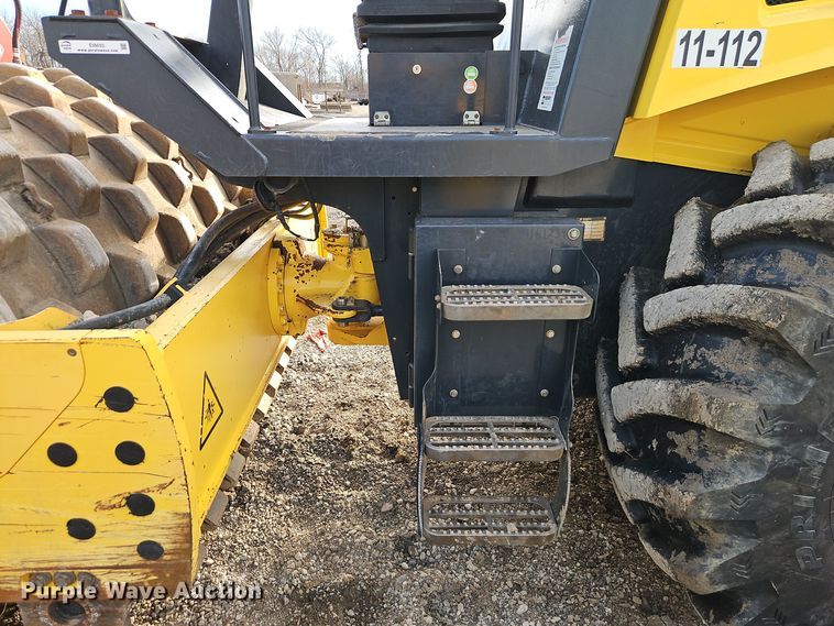image for item EI8693 2018 Bomag BW213-DH5 single drum vibratory roller