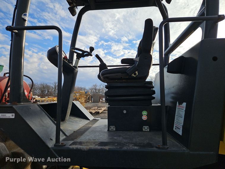 image for item EI8693 2018 Bomag BW213-DH5 single drum vibratory roller