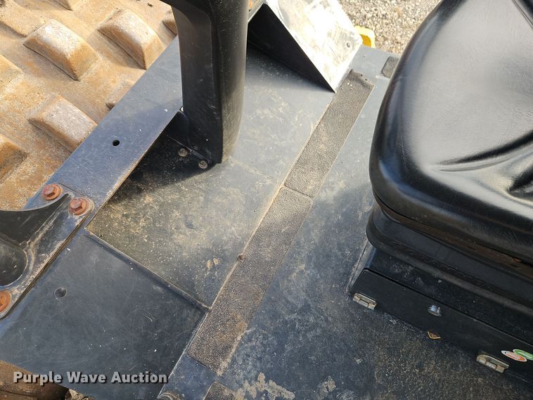 image for item EI8693 2018 Bomag BW213-DH5 single drum vibratory roller