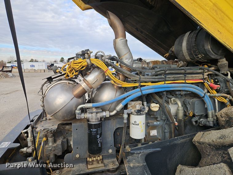 image for item EI8693 2018 Bomag BW213-DH5 single drum vibratory roller