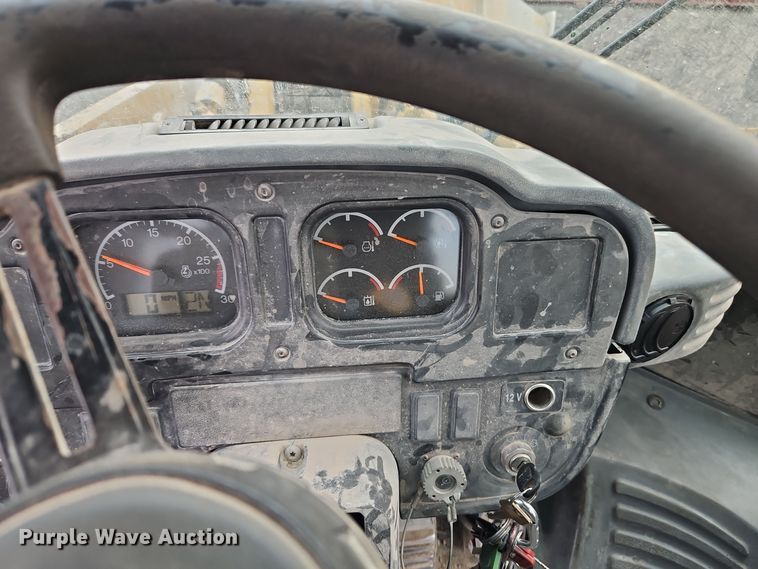 image for item EI8695 Caterpillar 972G wheel loader