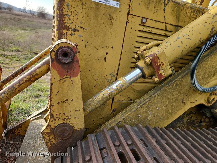 image for item EI8714 Caterpillar 951C track loader