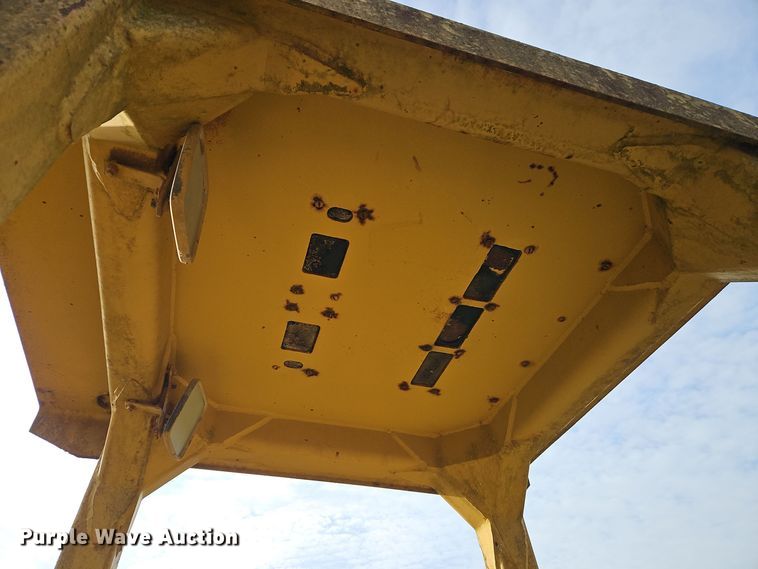 image for item EI8714 Caterpillar 951C track loader