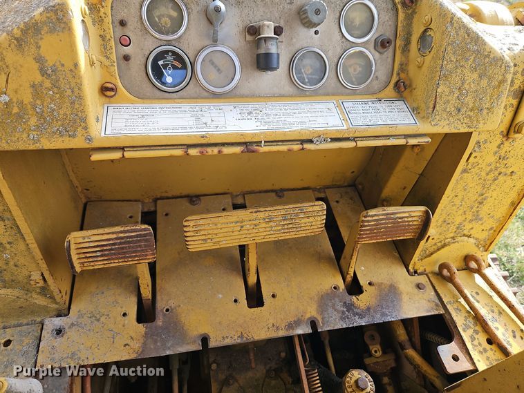 image for item EI8714 Caterpillar 951C track loader