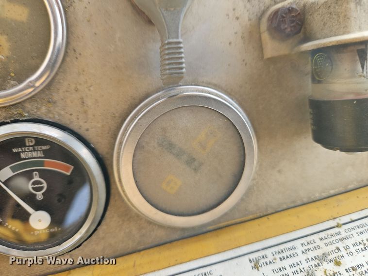 image for item EI8714 Caterpillar 951C track loader