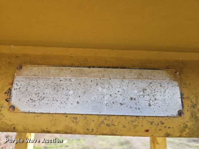 image for item EI8714 Caterpillar 951C track loader