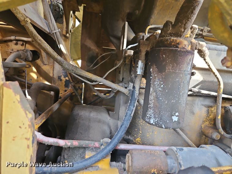 image for item EI8714 Caterpillar 951C track loader