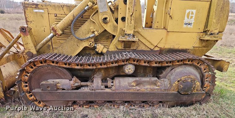 image for item EI8714 Caterpillar 951C track loader