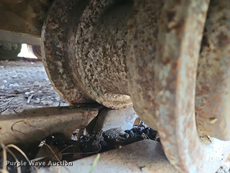 image for item EI8714 Caterpillar 951C track loader