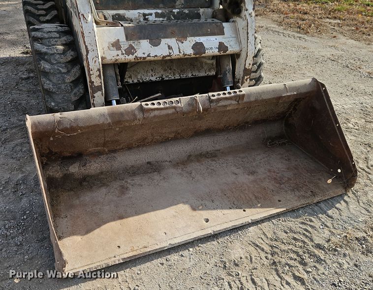 image for item EI8718 2003 Bobcat S185 skid steer loader