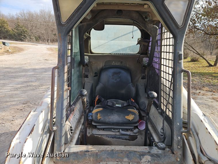 image for item EI8718 2003 Bobcat S185 skid steer loader