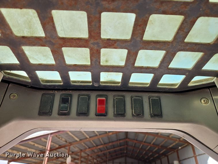 image for item EI8718 2003 Bobcat S185 skid steer loader