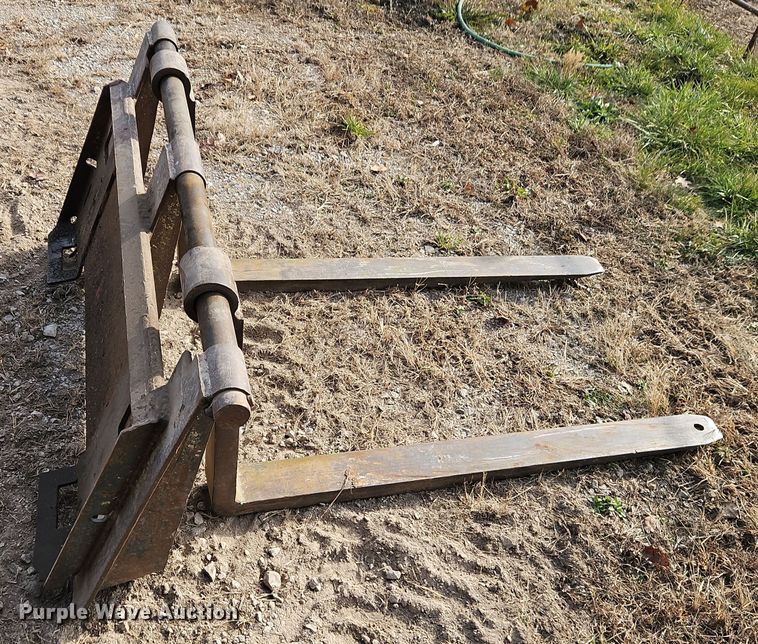 image for item EI8718 2003 Bobcat S185 skid steer loader