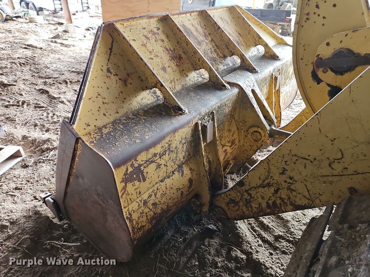 image for item EI8723 1989 Caterpillar 953 track loader