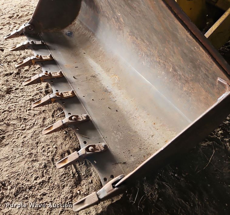 image for item EI8723 1989 Caterpillar 953 track loader