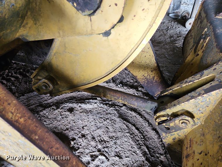 image for item EI8723 1989 Caterpillar 953 track loader