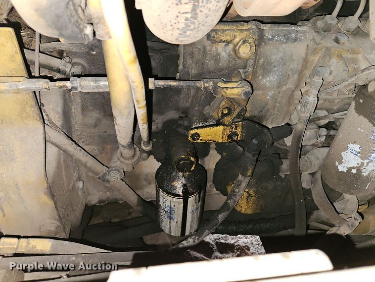 image for item EI8723 1989 Caterpillar 953 track loader