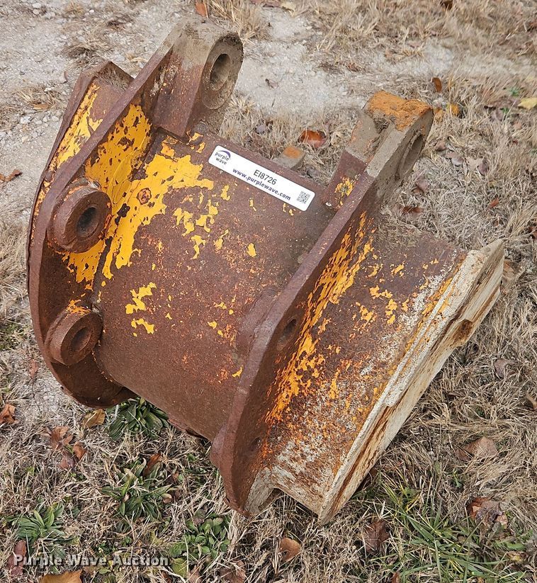 image for item EI8726 Backhoe bucket