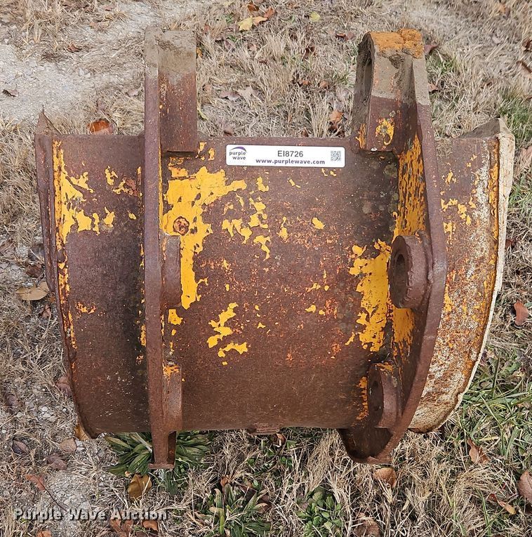 image for item EI8726 Backhoe bucket