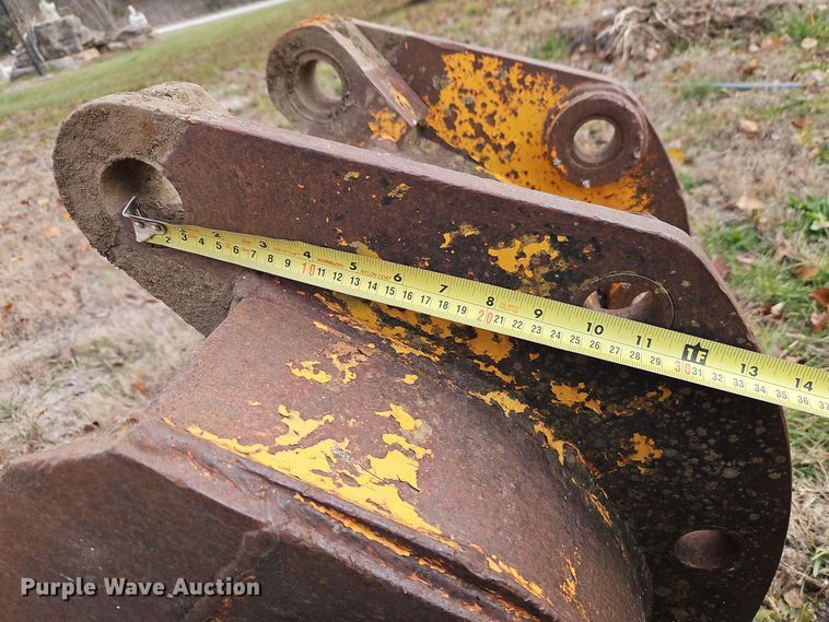 image for item EI8726 Backhoe bucket